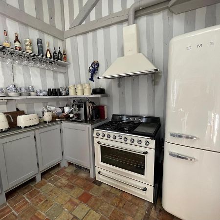 Le Loft Du Homard Bleu - Entre Ciel Et Mer - Free Parking 500M Honfleur Bagian luar foto