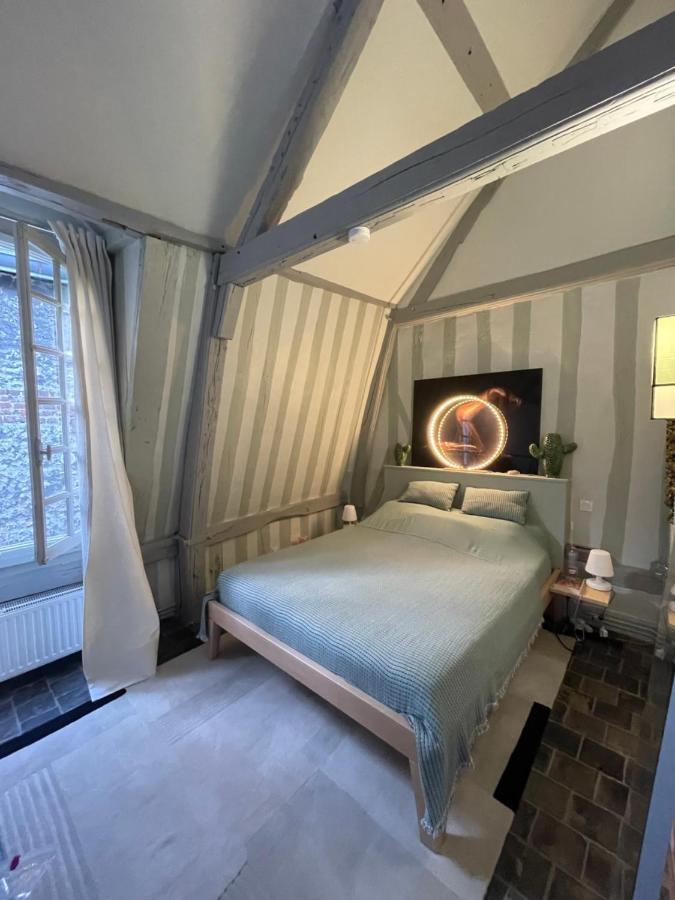 Le Loft Du Homard Bleu - Entre Ciel Et Mer - Free Parking 500M Honfleur Bagian luar foto