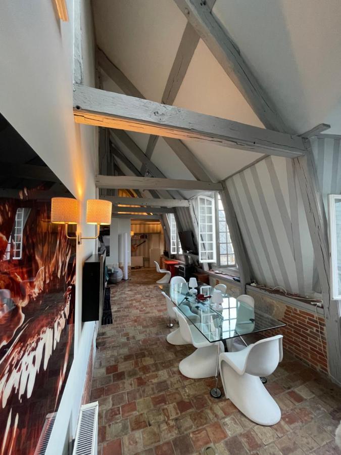 Le Loft Du Homard Bleu - Entre Ciel Et Mer - Free Parking 500M Honfleur Bagian luar foto