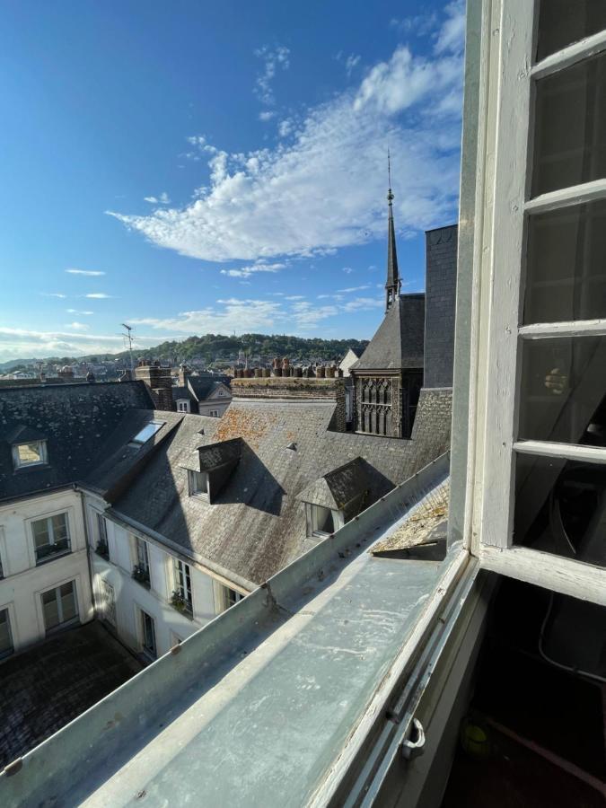 Le Loft Du Homard Bleu - Entre Ciel Et Mer - Free Parking 500M Honfleur Bagian luar foto