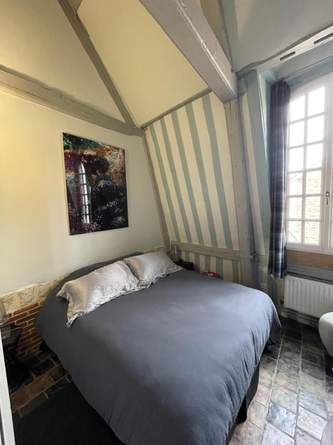 Le Loft Du Homard Bleu - Entre Ciel Et Mer - Free Parking 500M Honfleur Bagian luar foto