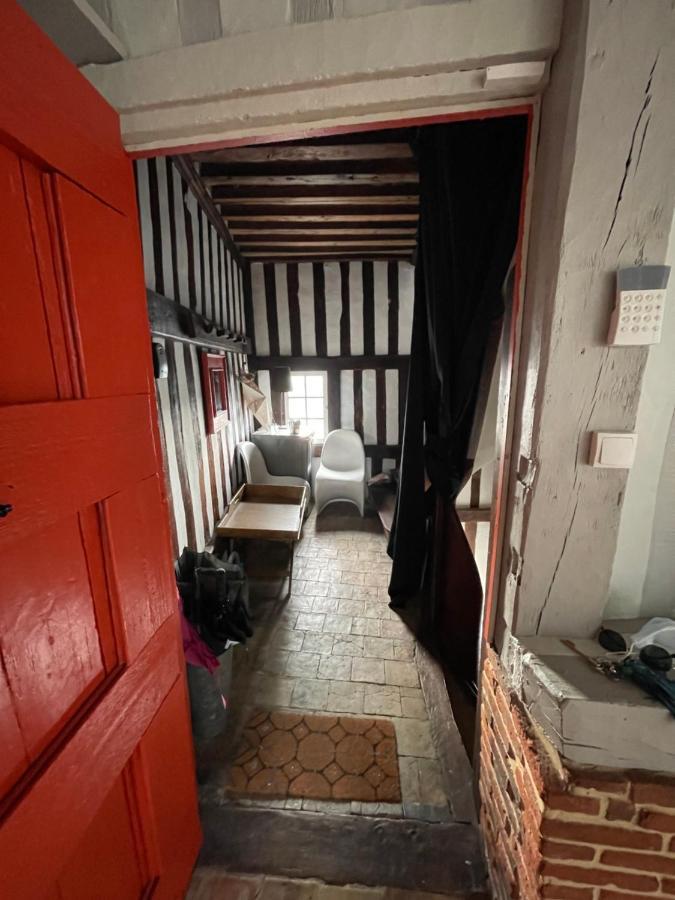 Le Loft Du Homard Bleu - Entre Ciel Et Mer - Free Parking 500M Honfleur Bagian luar foto